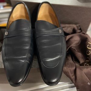 Gucci shoes